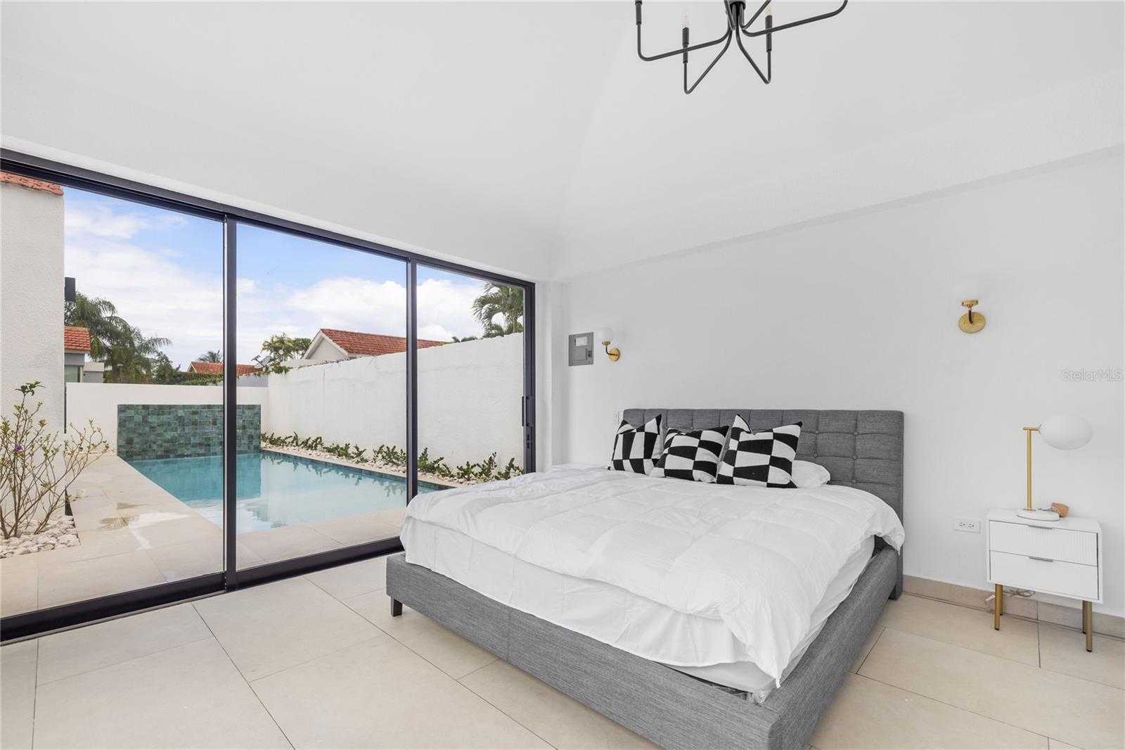 SABANERA DE DORADO - Residential