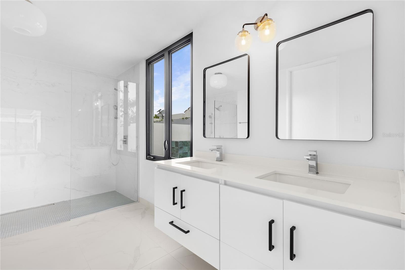 SABANERA DE DORADO - Residential