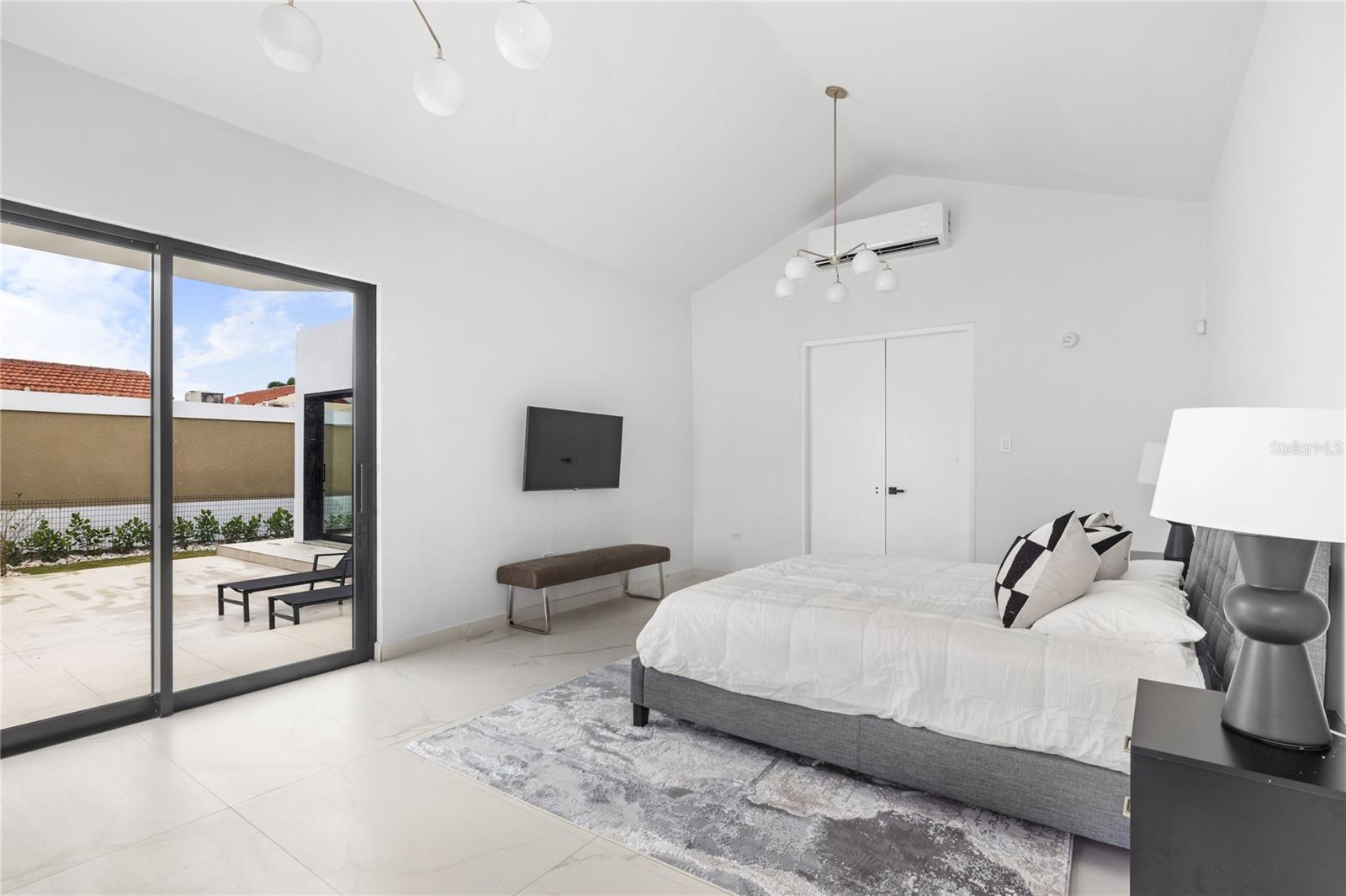 SABANERA DE DORADO - Residential