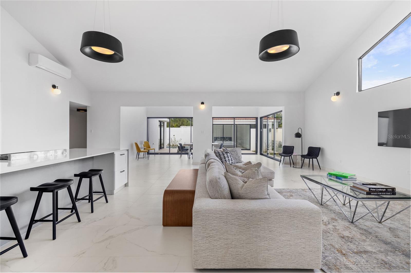 SABANERA DE DORADO - Residential