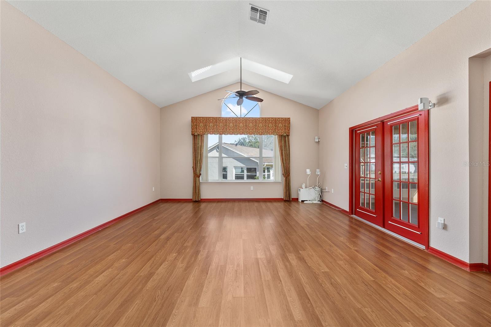 OAK RUN GOLFVIEW - Residential