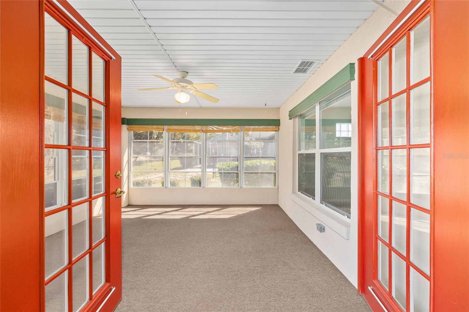 OAK RUN GOLFVIEW - Residential