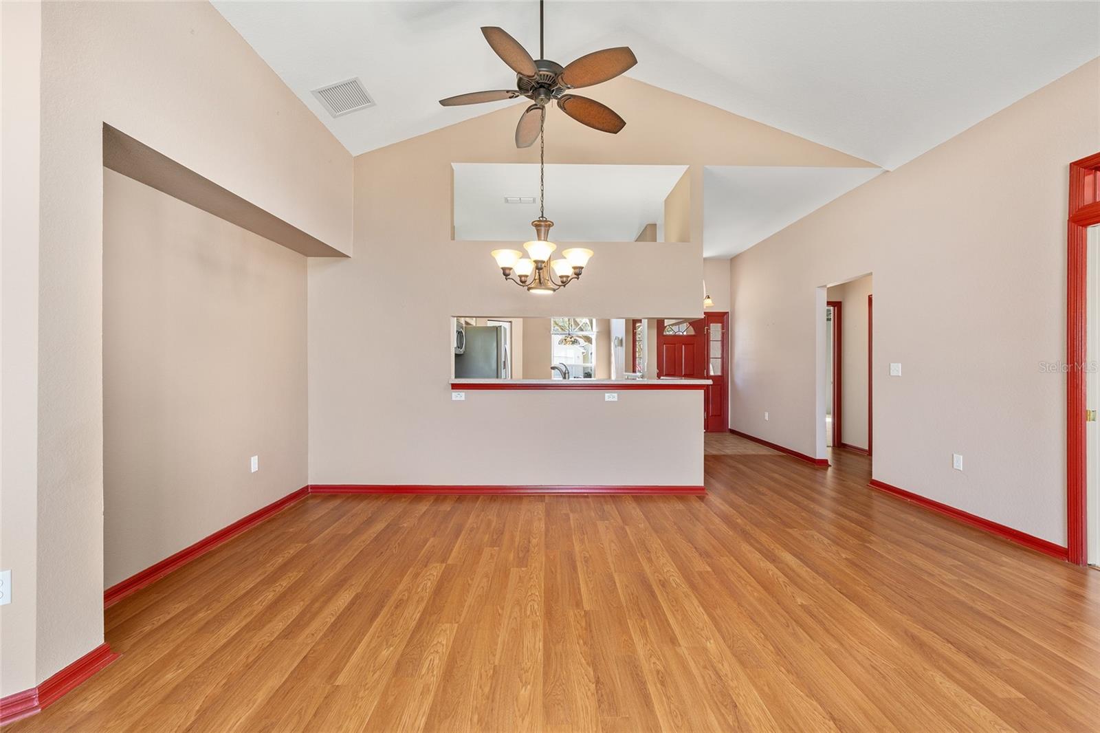 OAK RUN GOLFVIEW - Residential