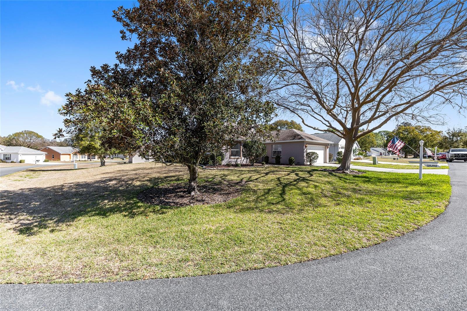 OAK RUN GOLFVIEW - Residential