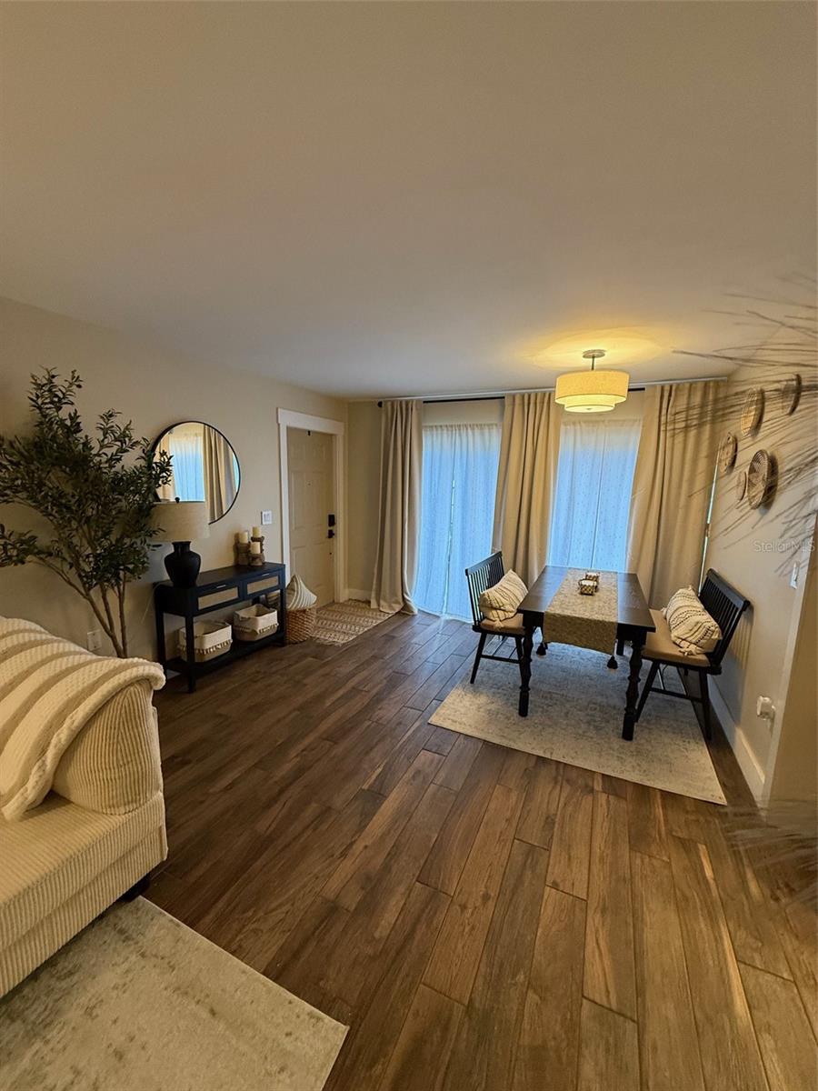 RAINTREE MANOR HOMES CONDOMINI - Residential