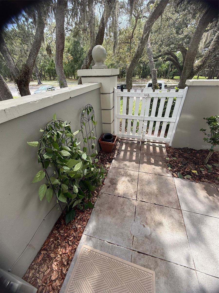 RAINTREE MANOR HOMES CONDOMINI - Residential