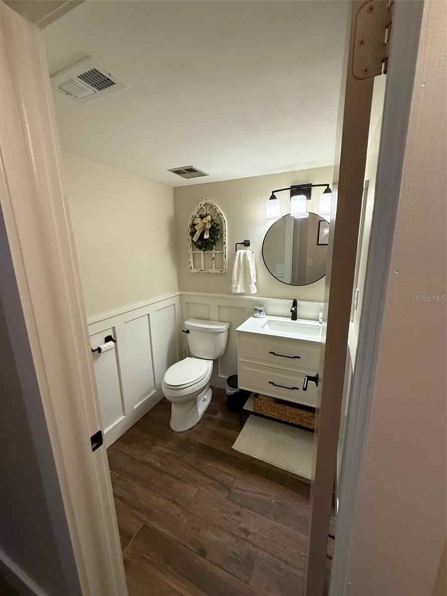 RAINTREE MANOR HOMES CONDOMINI - Residential