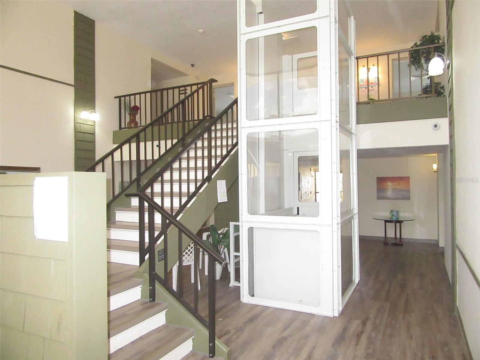 OXFORD HOUSE - Residential