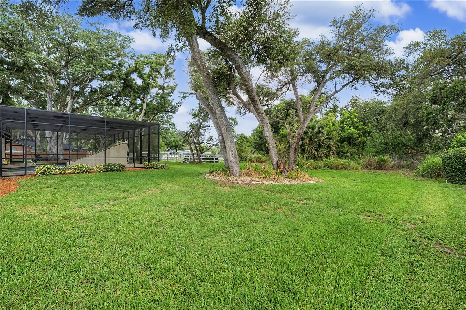 2160 Laurence Dr, Clearwater, FL, 33764, USA, 6 Bedrooms Bedrooms, ,5 BathroomsBathrooms,Residential,Contingent,2160 Laurence Dr,TB8519918