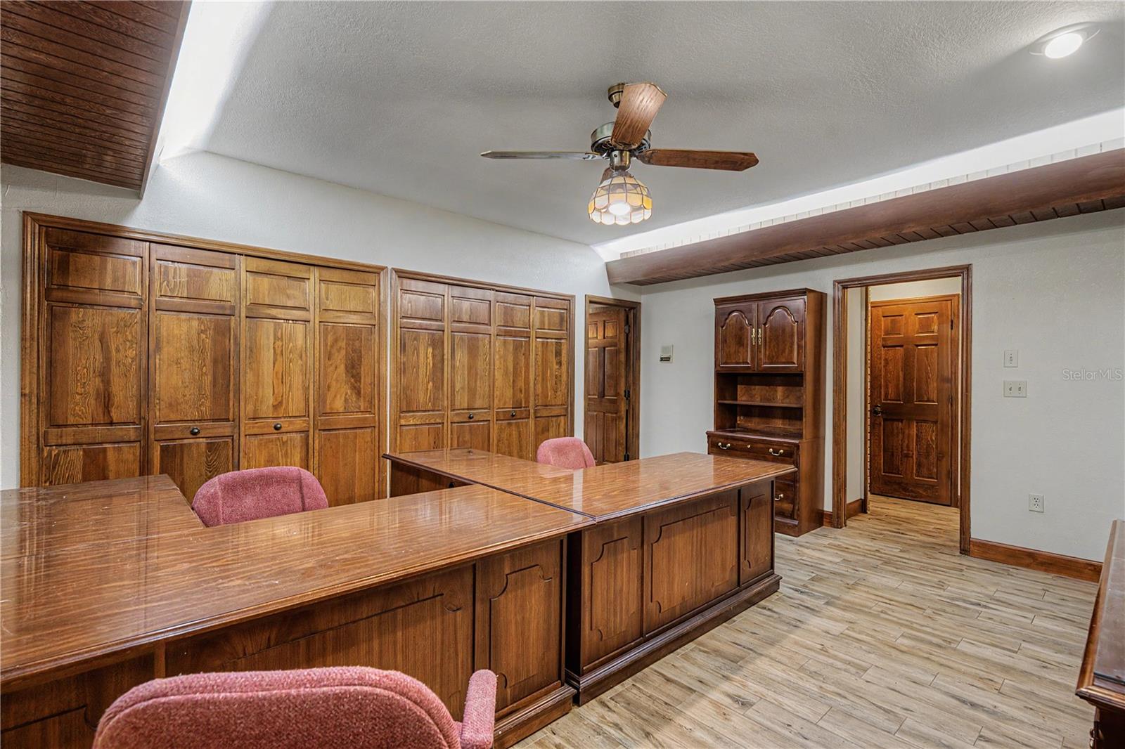 2160 Laurence Dr, Clearwater, FL, 33764, USA, 6 Bedrooms Bedrooms, ,5 BathroomsBathrooms,Residential,Contingent,2160 Laurence Dr,TB8519918