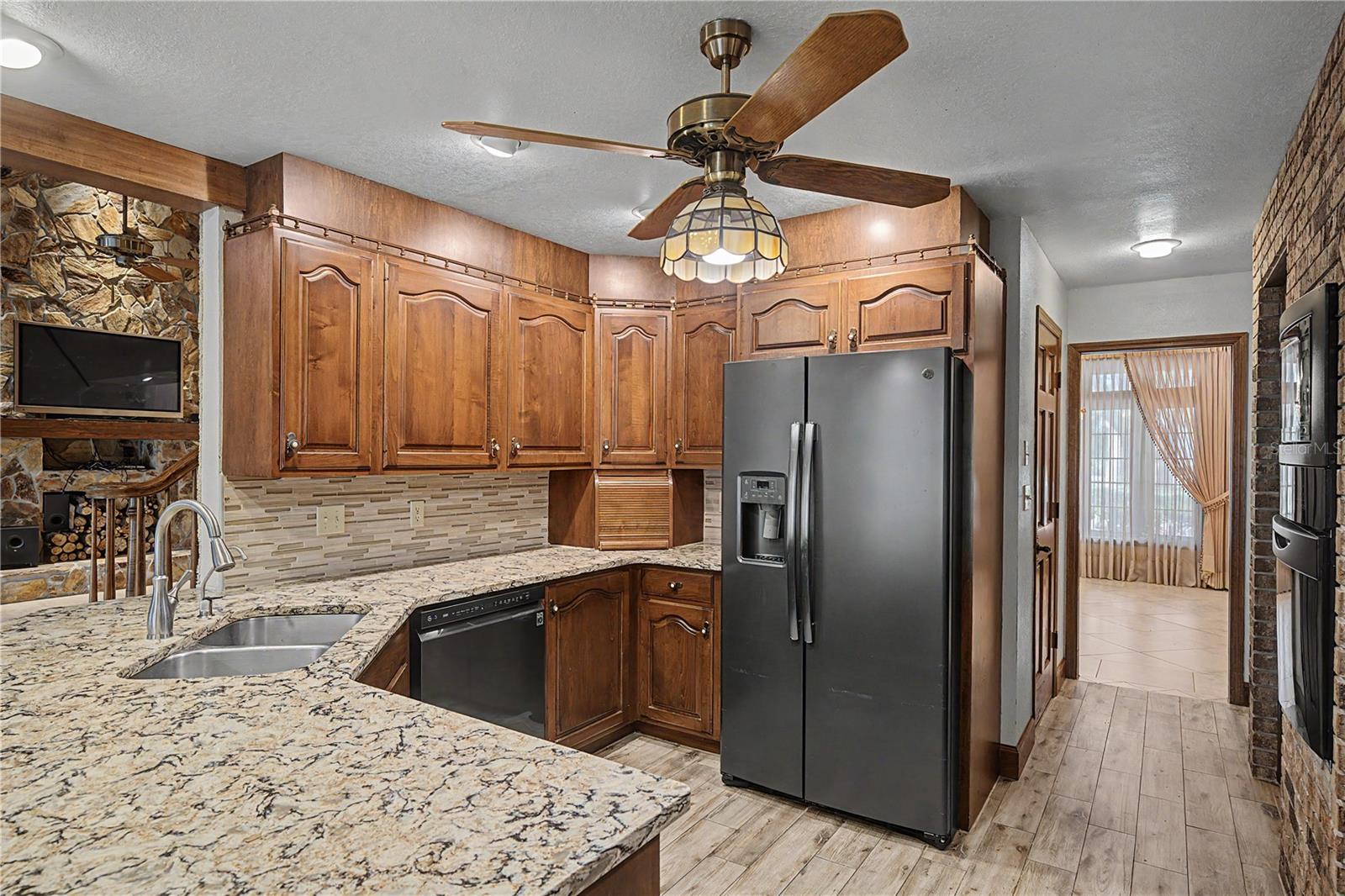 2160 Laurence Dr, Clearwater, FL, 33764, USA, 6 Bedrooms Bedrooms, ,5 BathroomsBathrooms,Residential,Contingent,2160 Laurence Dr,TB8519918