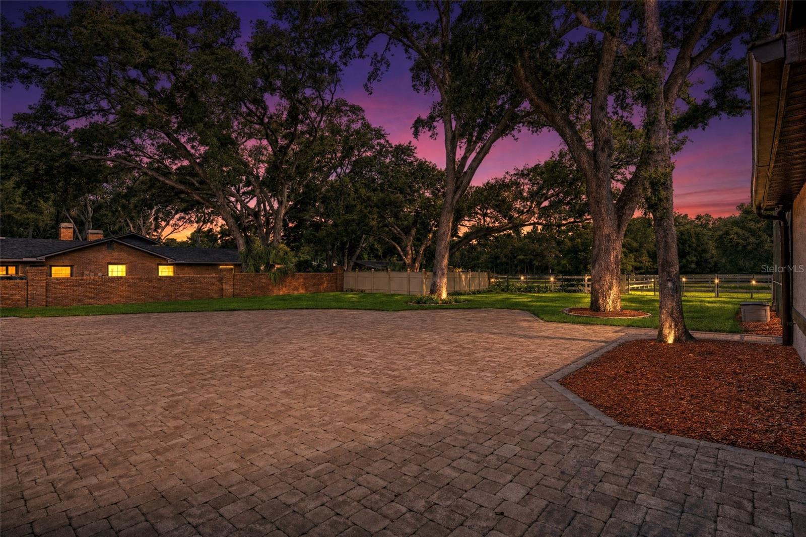 2160 Laurence Dr, Clearwater, FL, 33764, USA, 6 Bedrooms Bedrooms, ,5 BathroomsBathrooms,Residential,Contingent,2160 Laurence Dr,TB8519918