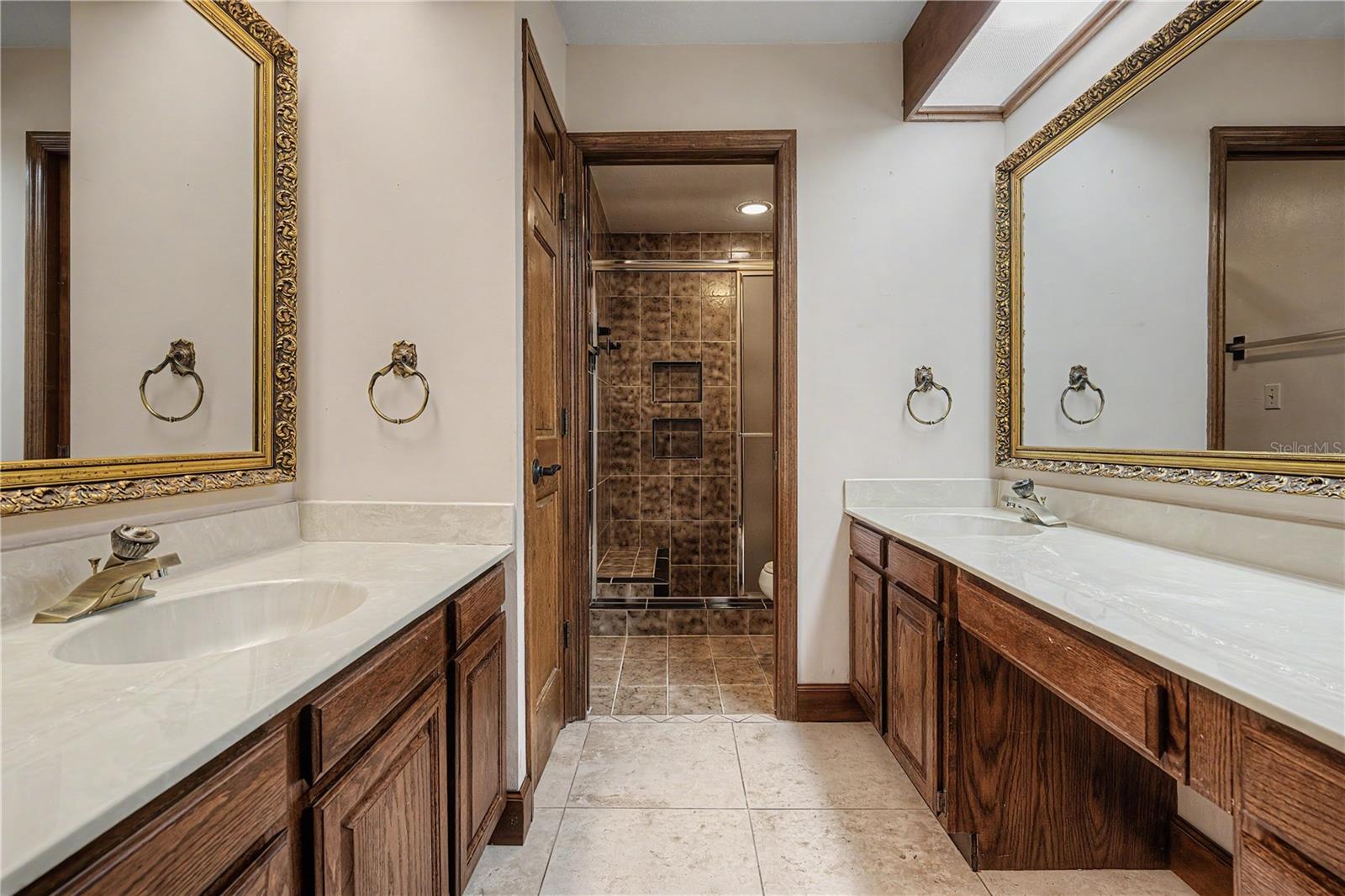 2160 Laurence Dr, Clearwater, FL, 33764, USA, 6 Bedrooms Bedrooms, ,5 BathroomsBathrooms,Residential,Contingent,2160 Laurence Dr,TB8519918