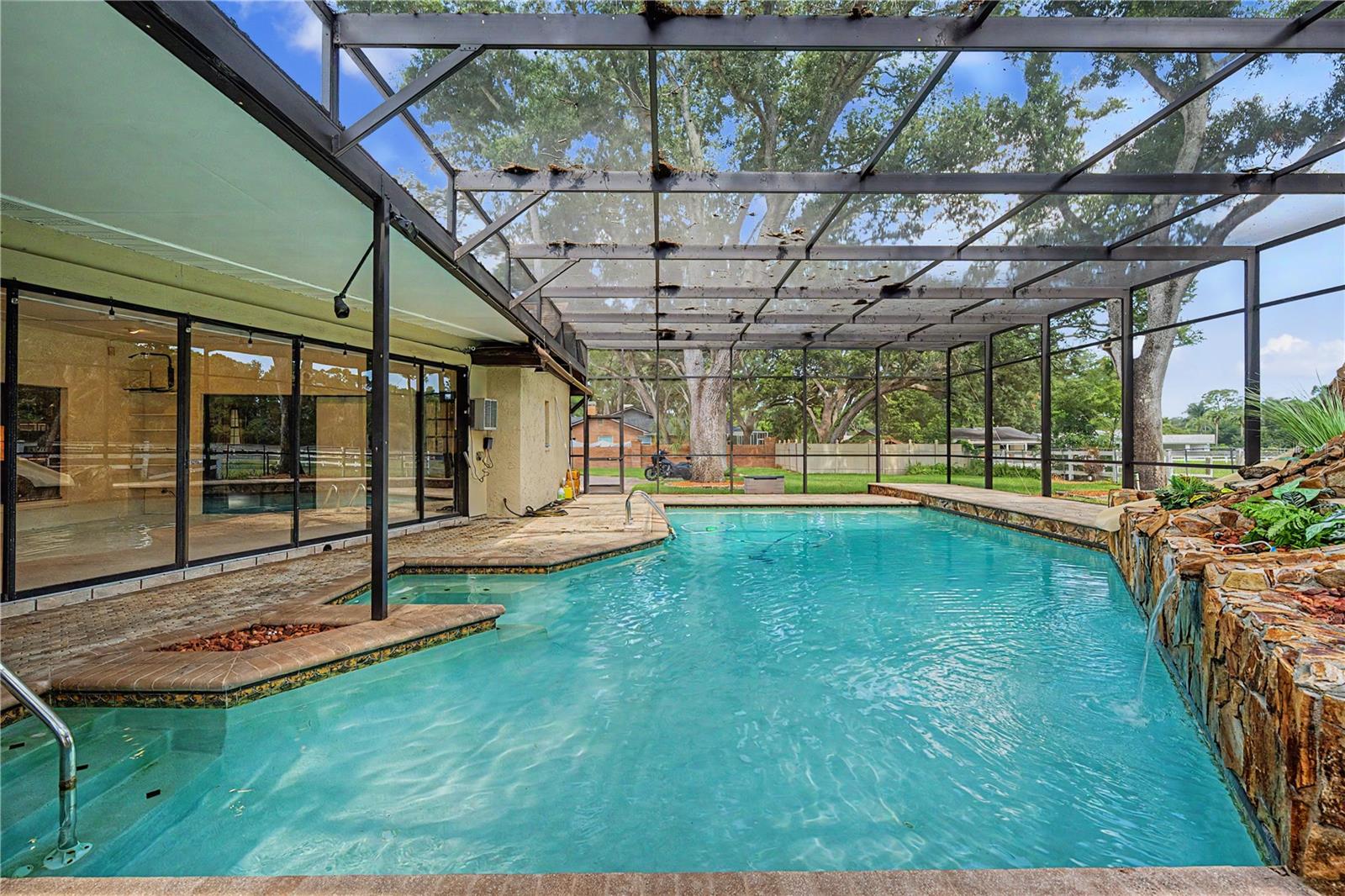 2160 Laurence Dr, Clearwater, FL, 33764, USA, 6 Bedrooms Bedrooms, ,5 BathroomsBathrooms,Residential,Contingent,2160 Laurence Dr,TB8519918
