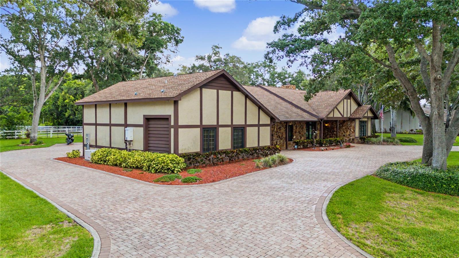 2160 Laurence Dr, Clearwater, FL, 33764, USA, 6 Bedrooms Bedrooms, ,5 BathroomsBathrooms,Residential,Contingent,2160 Laurence Dr,TB8519918