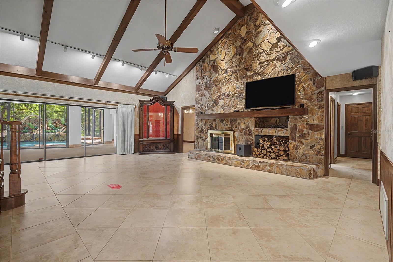 2160 Laurence Dr, Clearwater, FL, 33764, USA, 6 Bedrooms Bedrooms, ,5 BathroomsBathrooms,Residential,Contingent,2160 Laurence Dr,TB8519918
