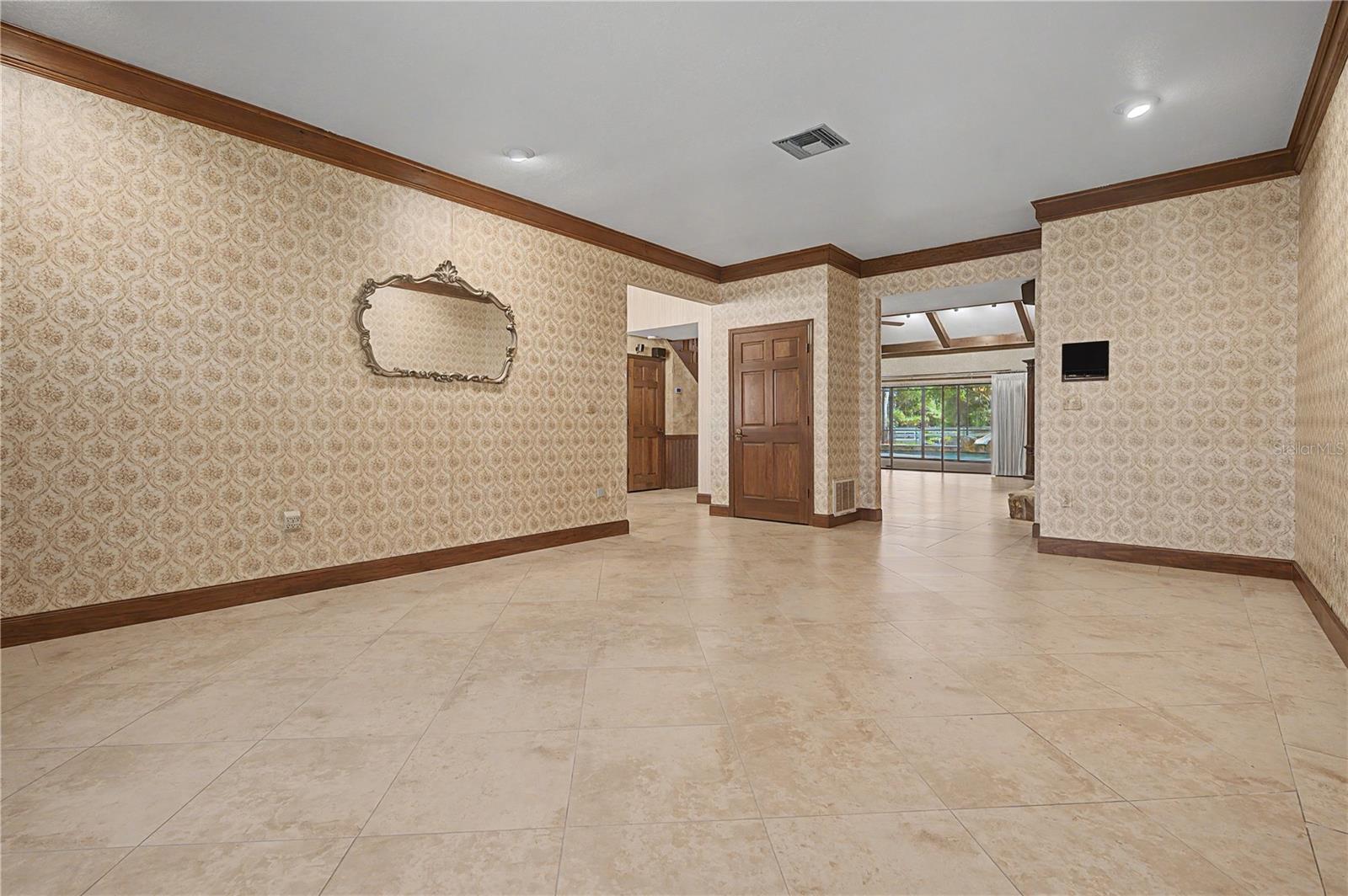 2160 Laurence Dr, Clearwater, FL, 33764, USA, 6 Bedrooms Bedrooms, ,5 BathroomsBathrooms,Residential,Contingent,2160 Laurence Dr,TB8519918