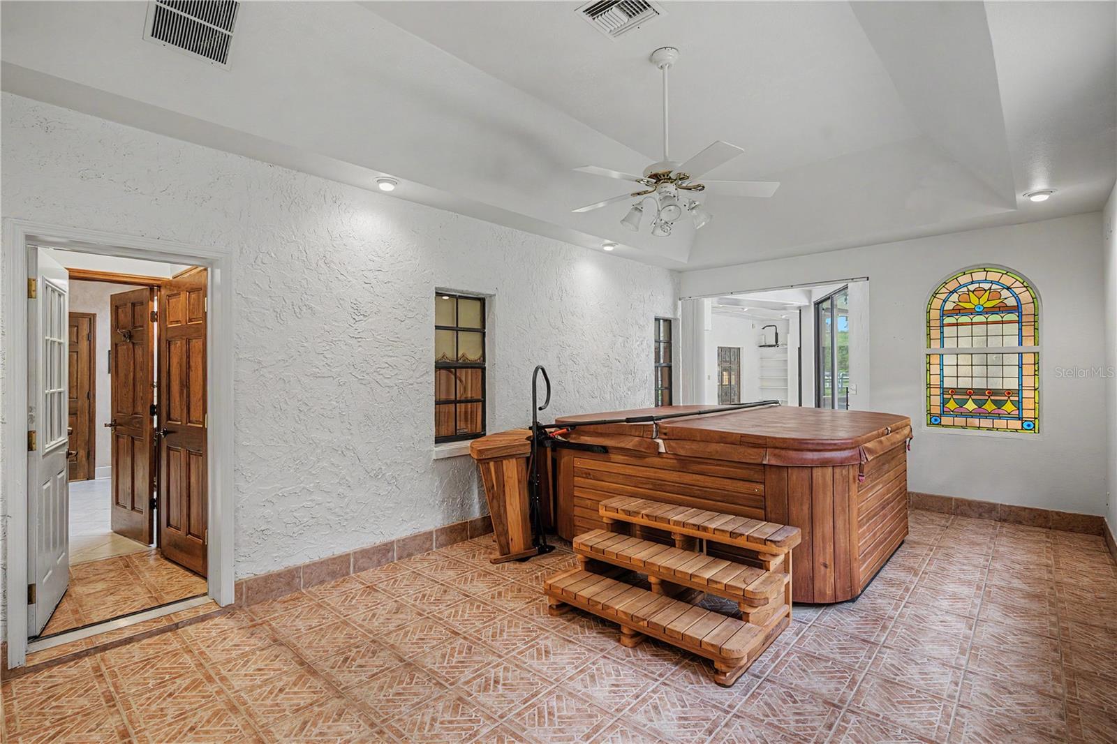 2160 Laurence Dr, Clearwater, FL, 33764, USA, 6 Bedrooms Bedrooms, ,5 BathroomsBathrooms,Residential,Contingent,2160 Laurence Dr,TB8519918