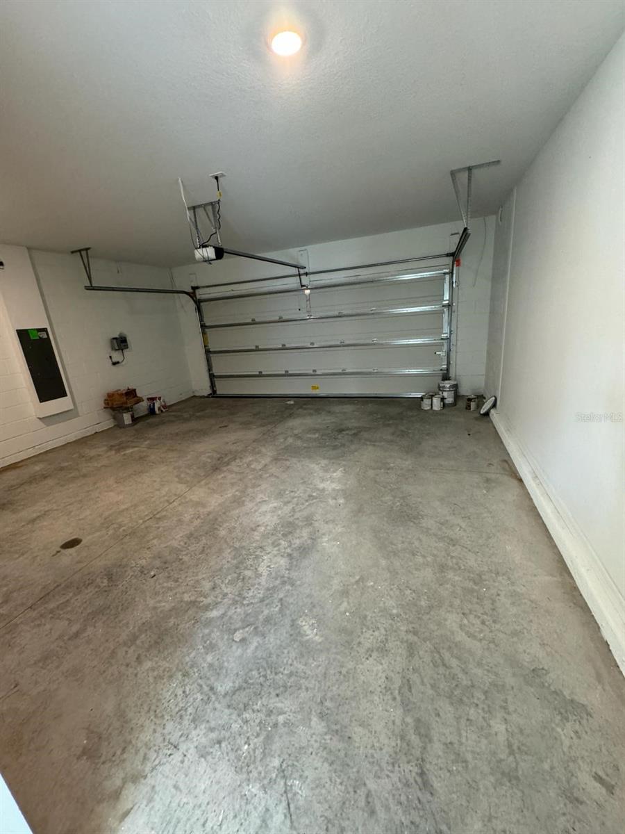 PEACE CRK RESERVE - Residential Lease