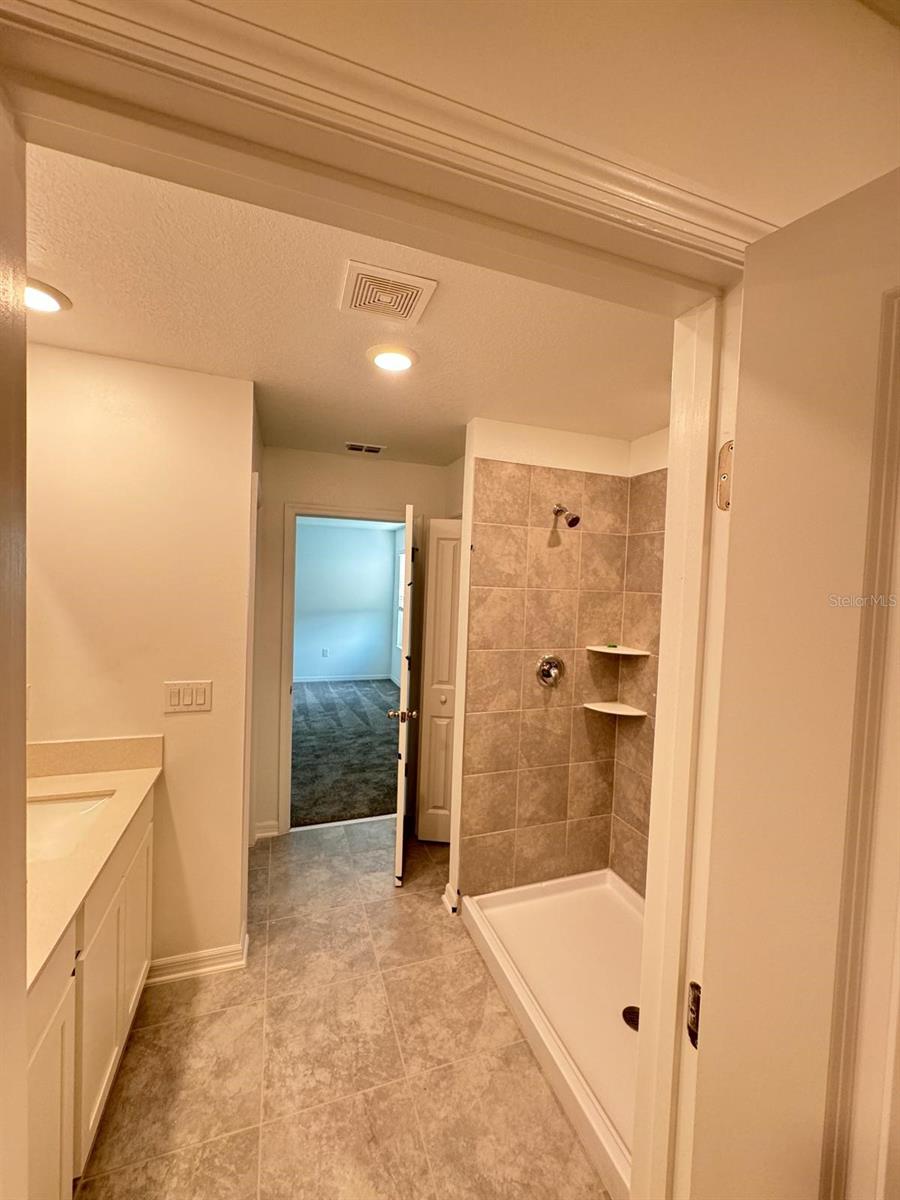 PEACE CRK RESERVE - Residential Lease