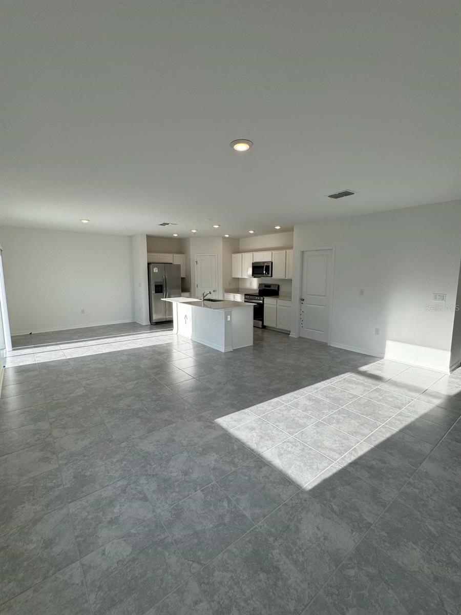 PEACE CRK RESERVE - Residential Lease