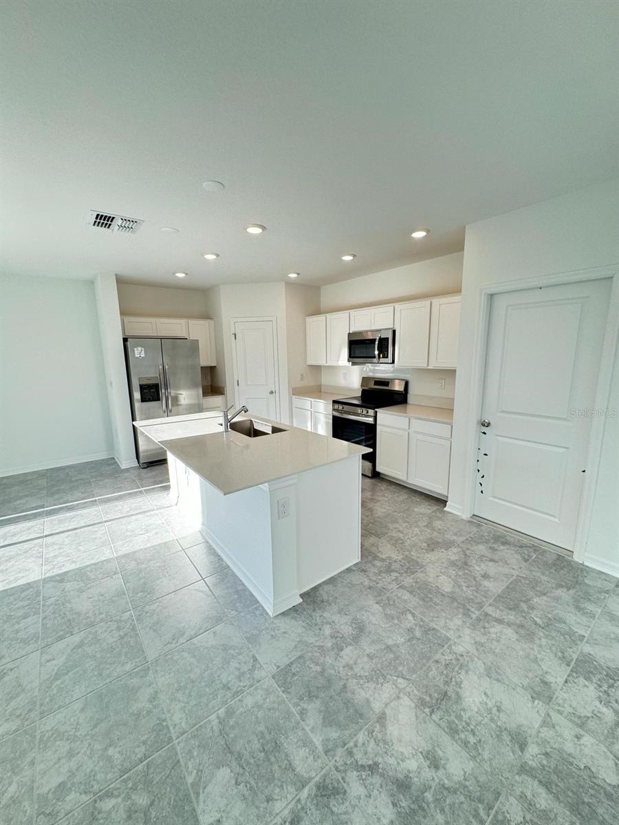 PEACE CRK RESERVE - Residential Lease