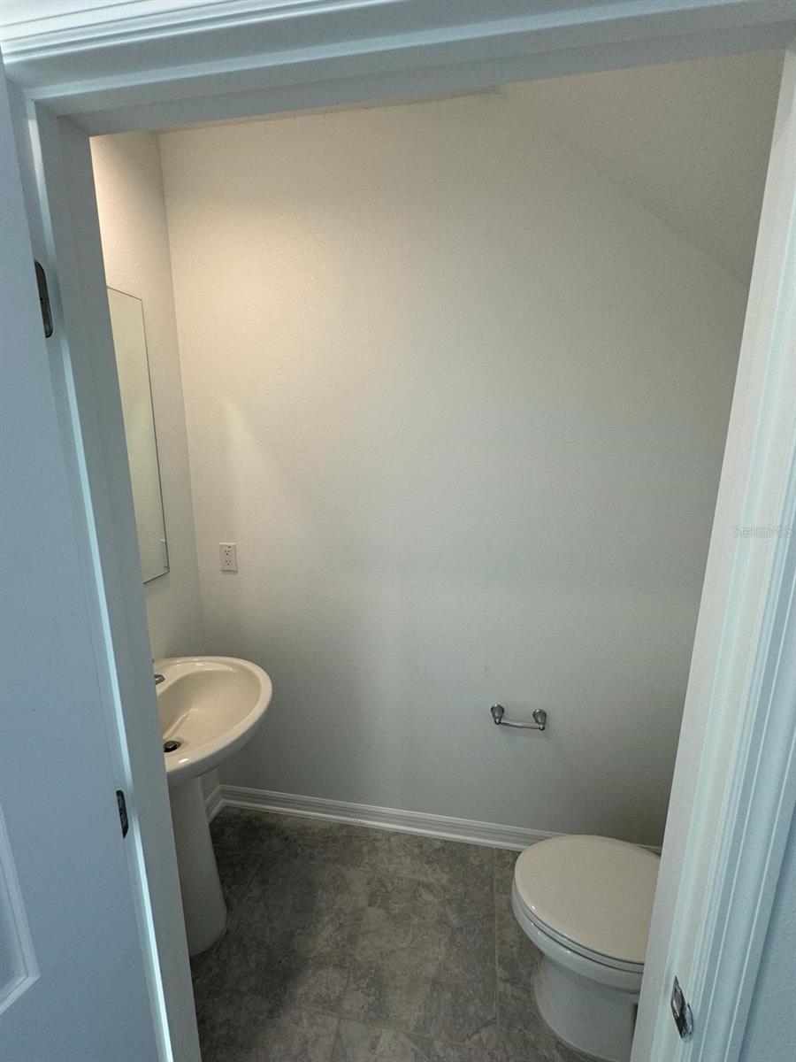 PEACE CRK RESERVE - Residential Lease