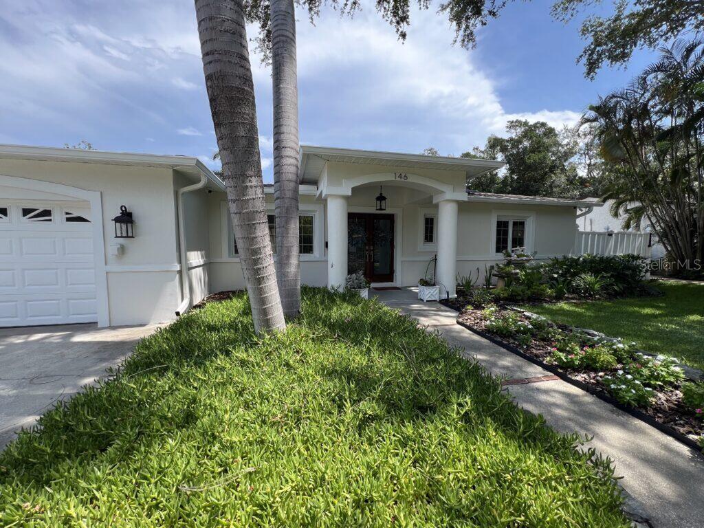 146 GIRALDA BOULEVARD NE