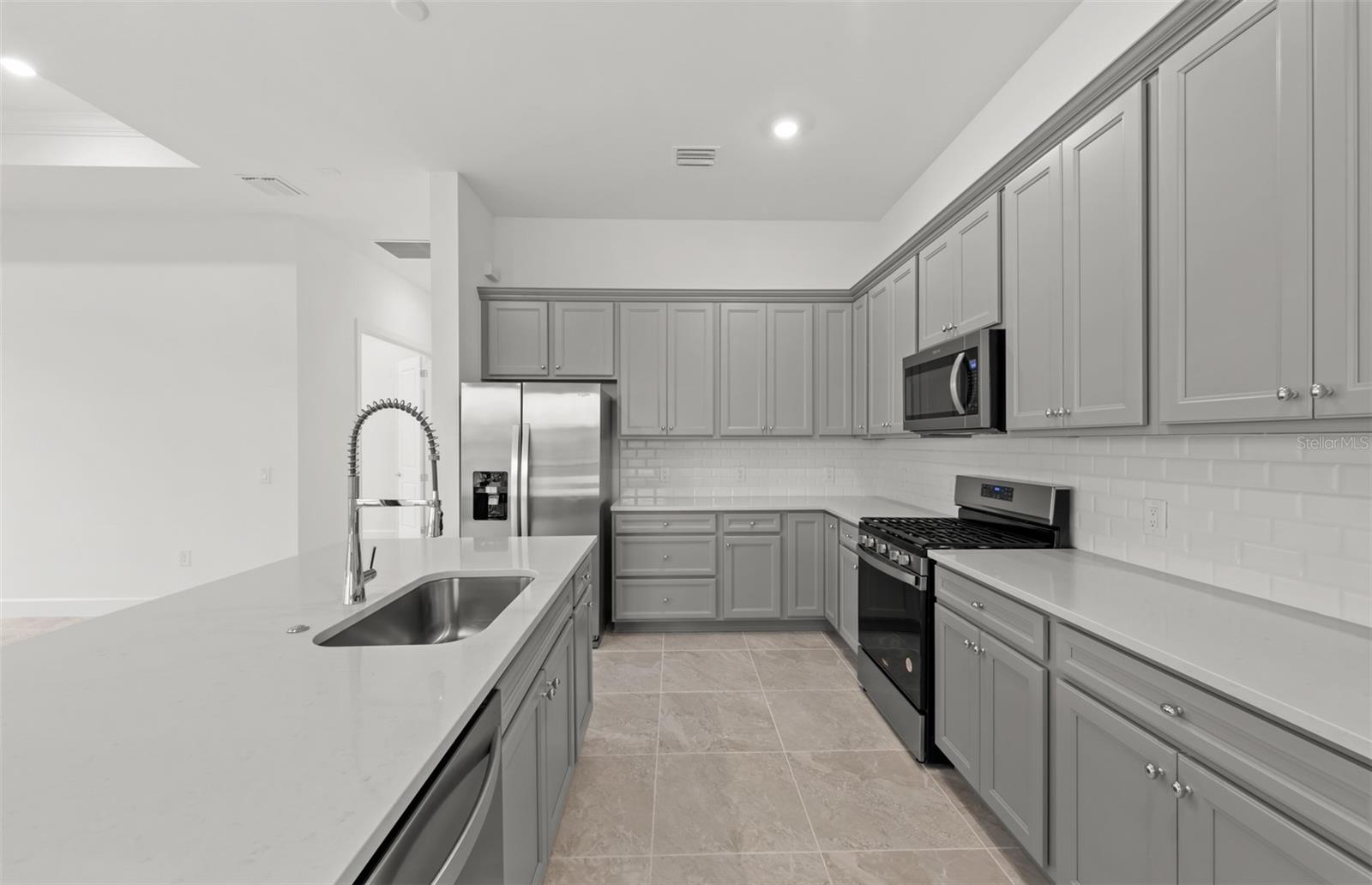 4632; DEL WEBB CATALINA AT LAKEWOOD RANCH - Residential