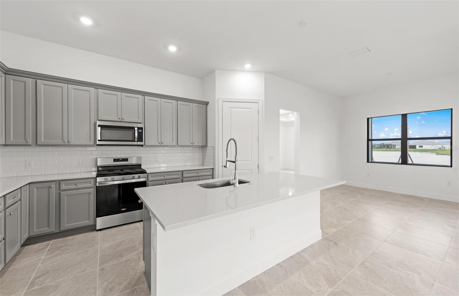 4632; DEL WEBB CATALINA AT LAKEWOOD RANCH - Residential