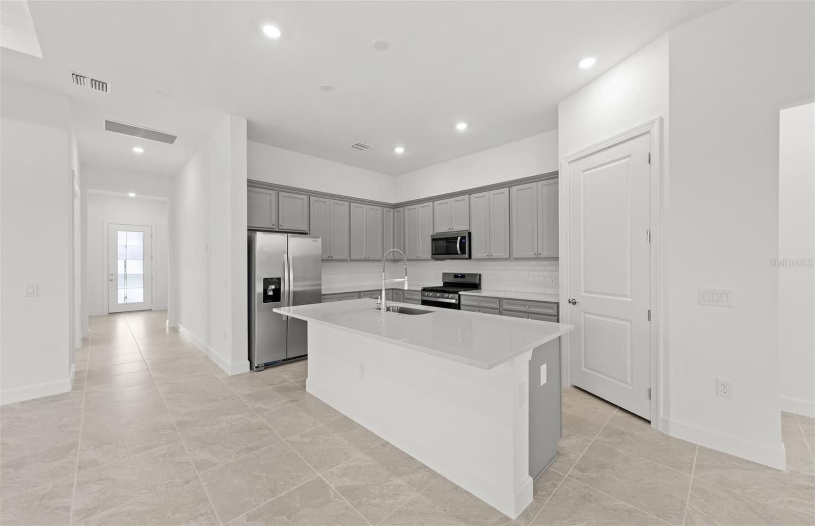 4632; DEL WEBB CATALINA AT LAKEWOOD RANCH - Residential