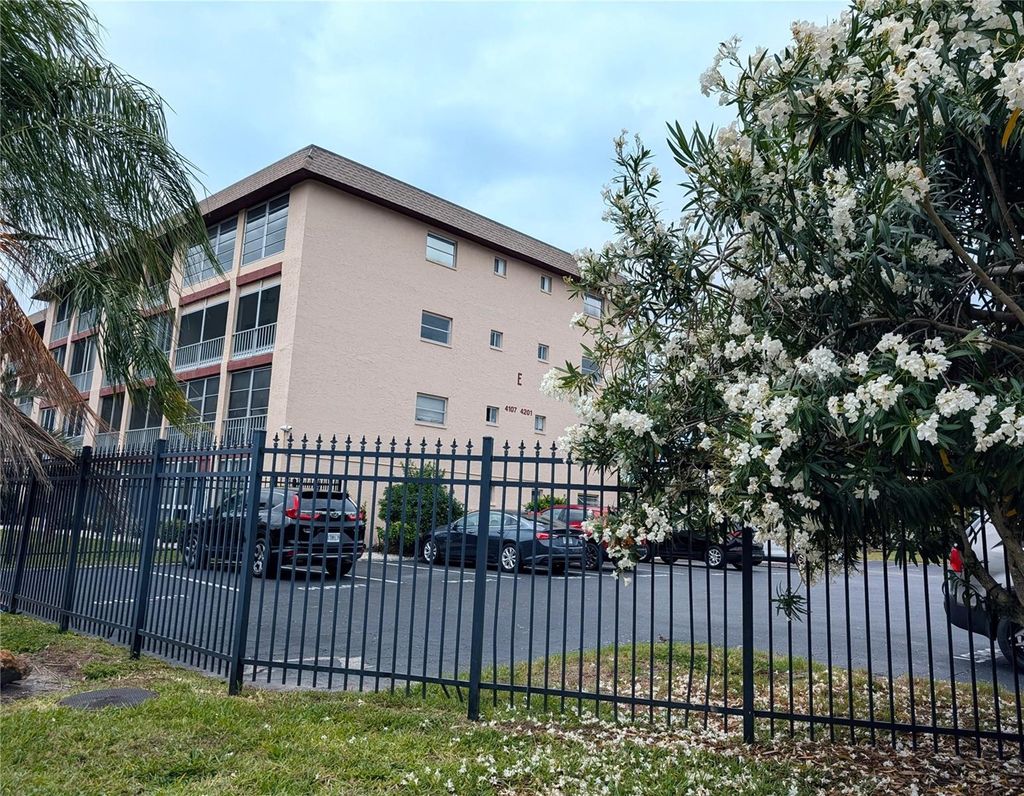 Photo of 4127 Heron Way #E-111, Bradenton, FL 34205 (MLS # A4691857)