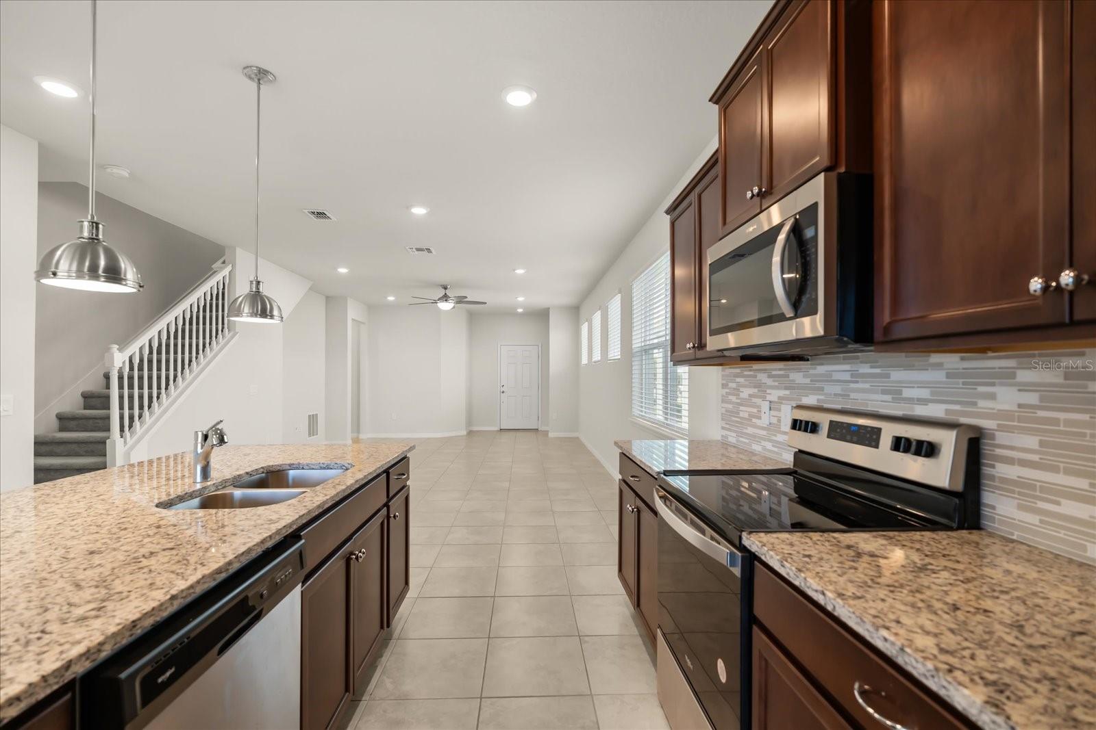 WINDSOR ISLAND RESIDENCE - Residential