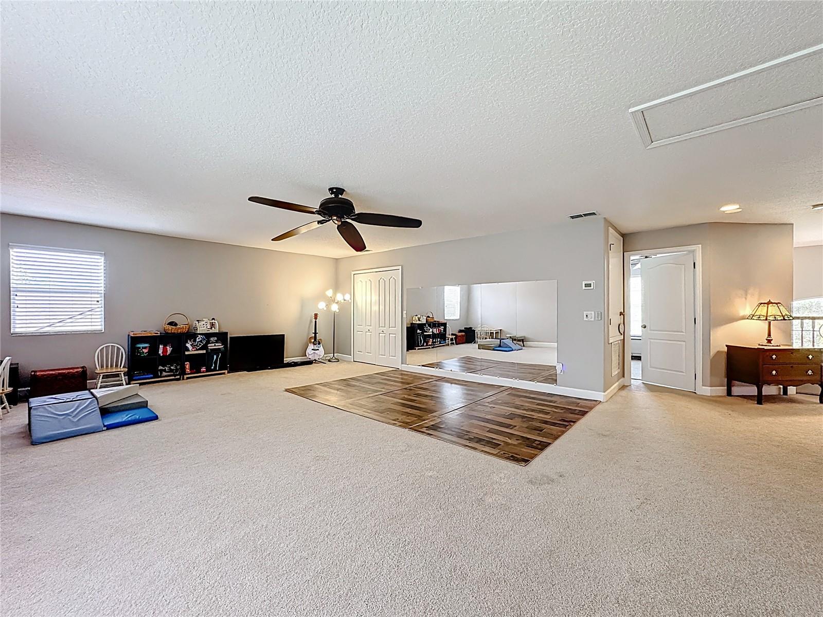 LIVE OAK RESERVE - Residential