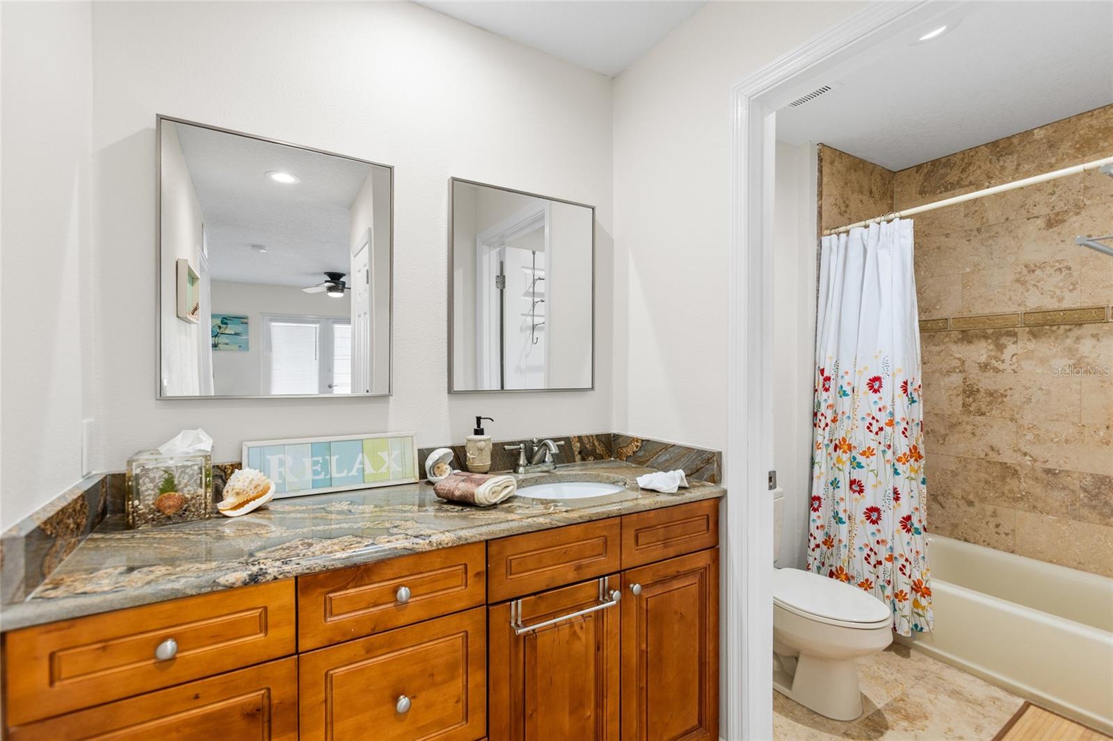 BANYAN BAYOU CONDO - Residential