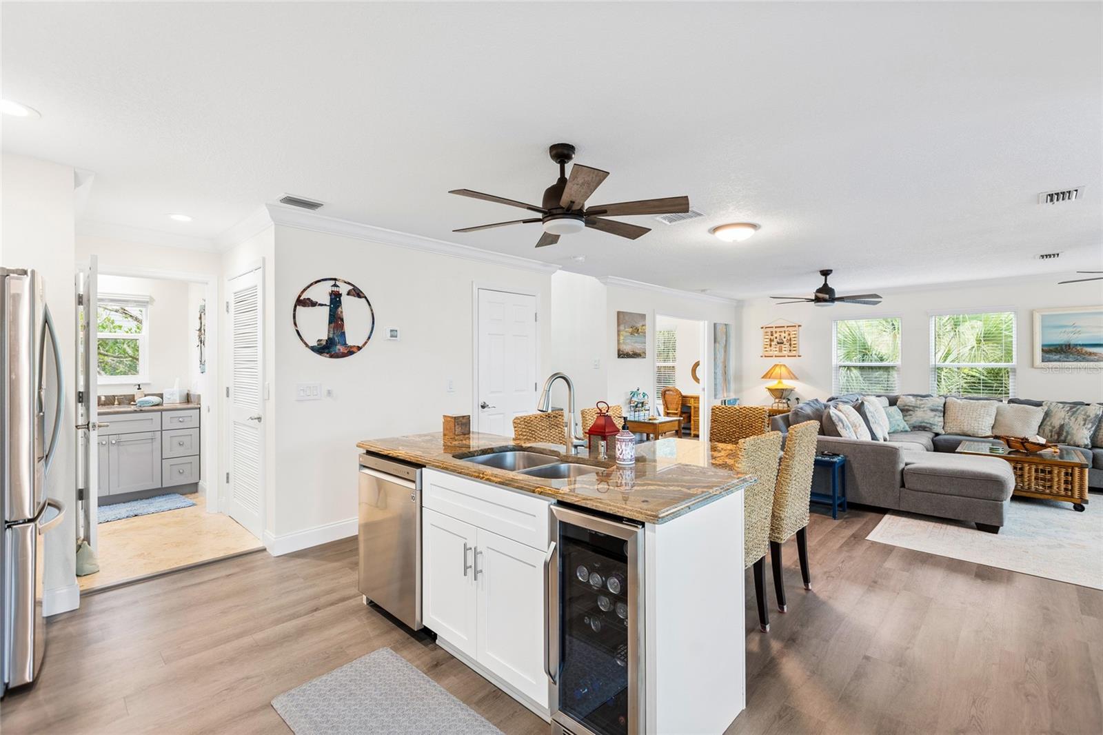 BANYAN BAYOU CONDO - Residential