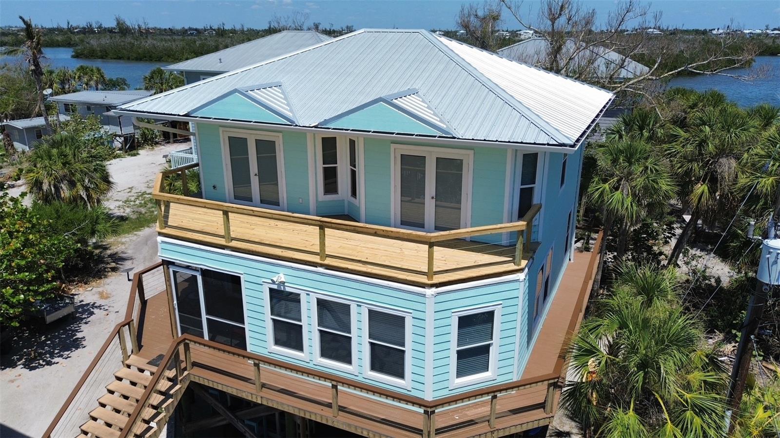 BANYAN BAYOU CONDO - Residential