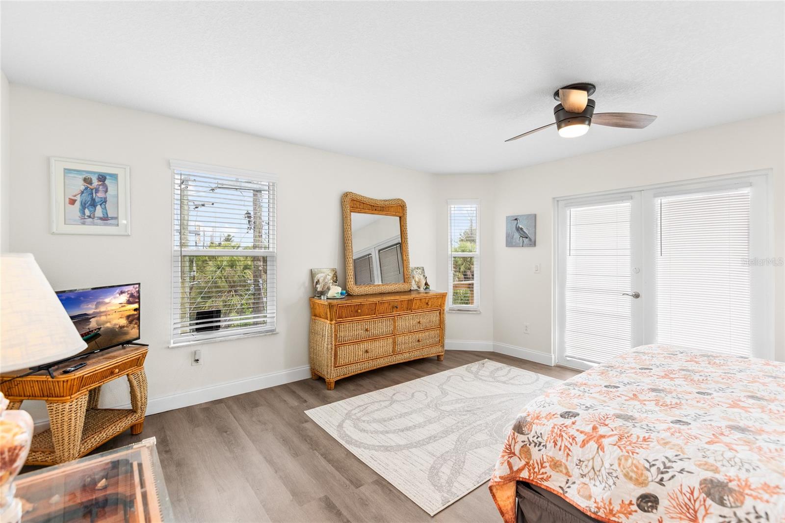 BANYAN BAYOU CONDO - Residential