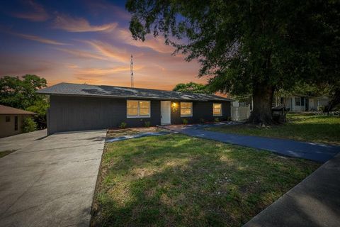 Photo of 219 Marion Oaks Lane, Ocala, FL 34473 (MLS # OM702347)