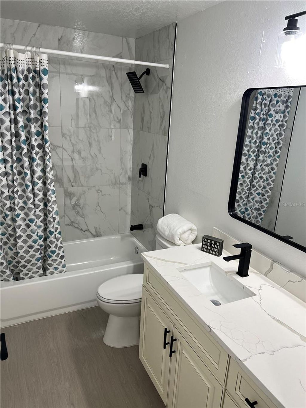 Photo of 207 High Ridge Drive, Davenport, FL 33837 (MLS # O6382429)