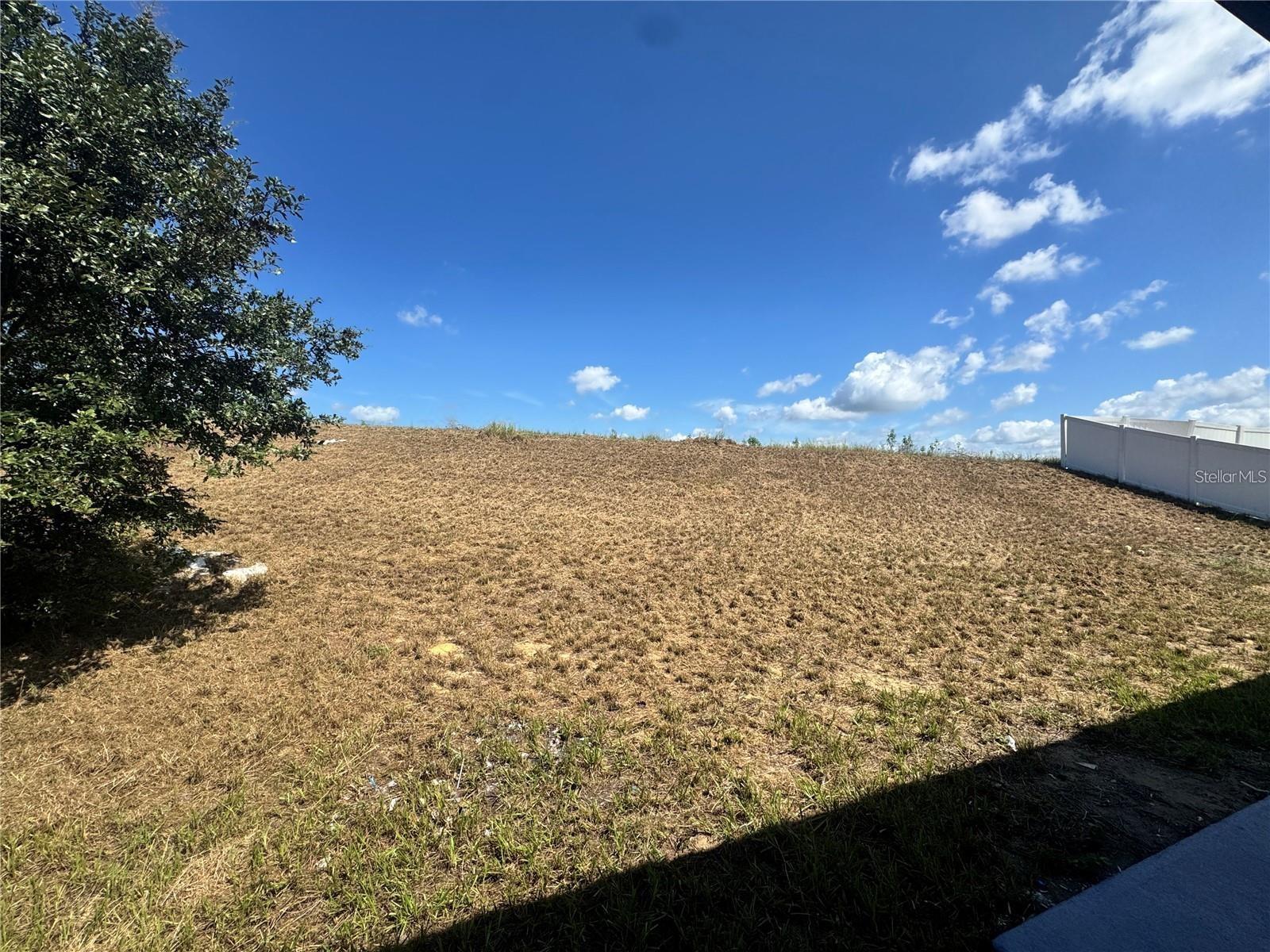 ROYAL RIDGE PH 03 - Residential