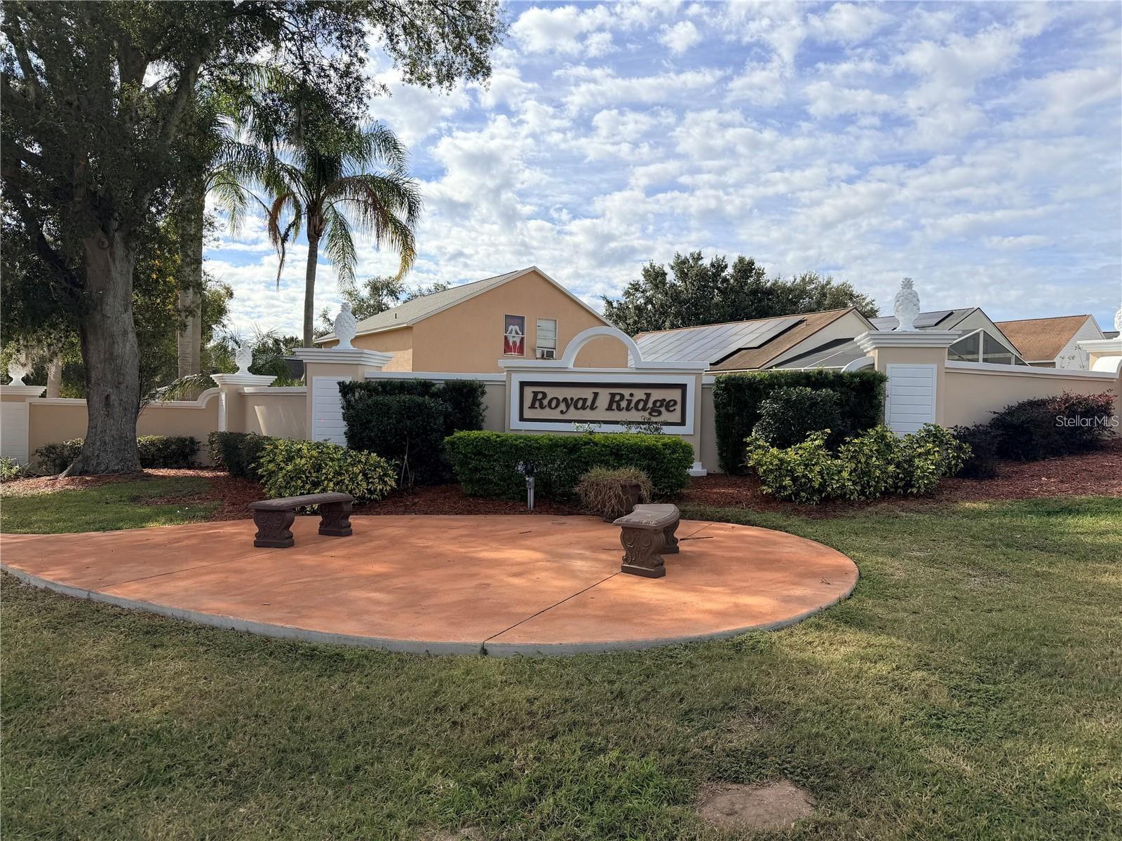 ROYAL RIDGE PH 03 - Residential