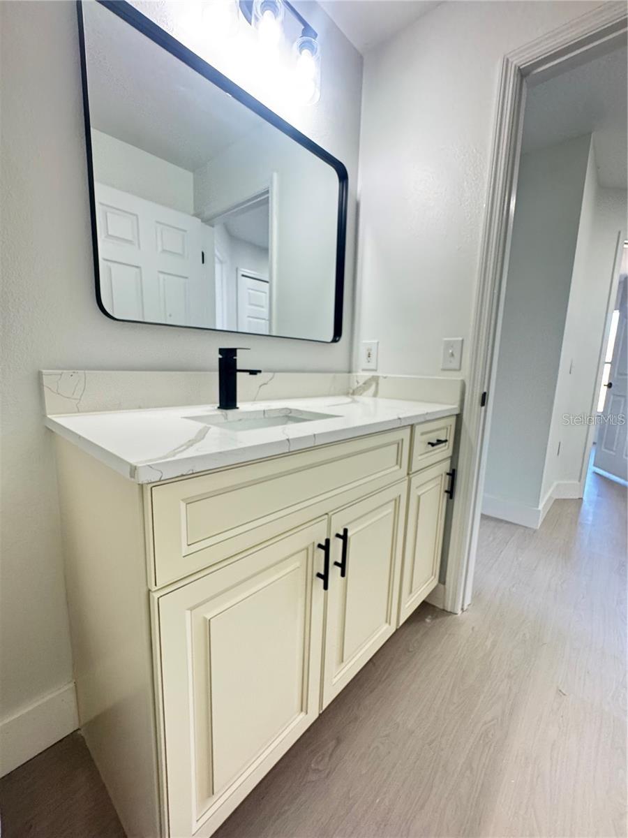 ROYAL RIDGE PH 03 - Residential