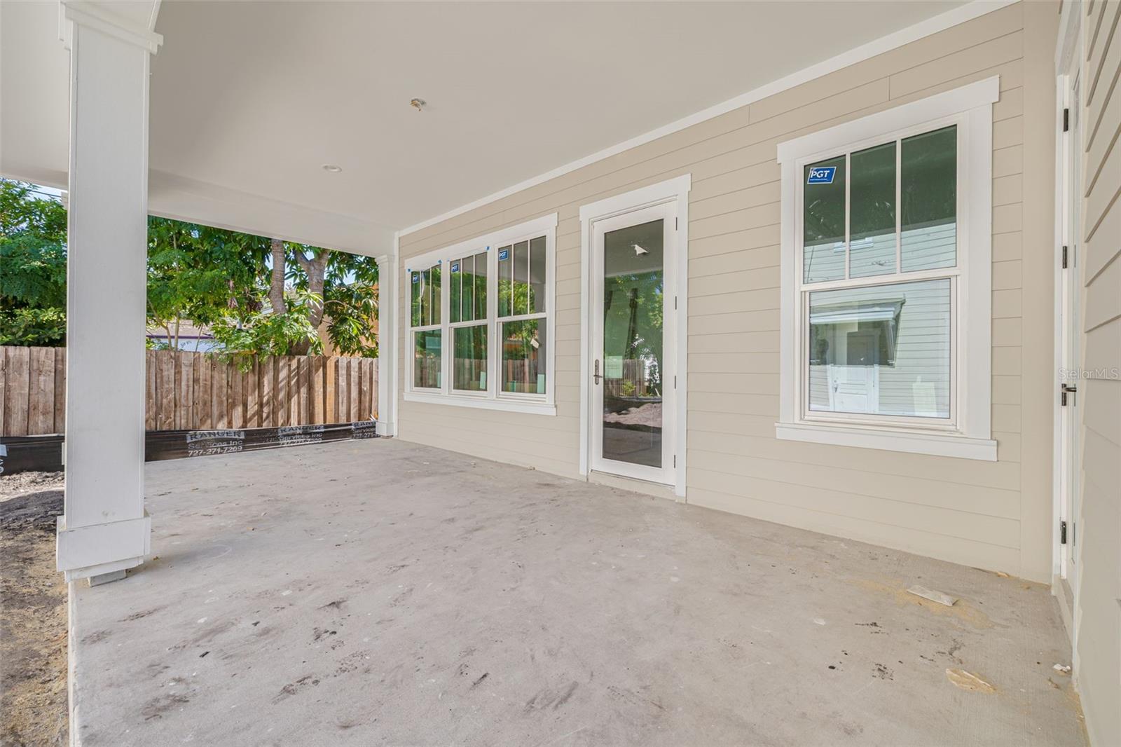 EUCLID GROVE - Residential