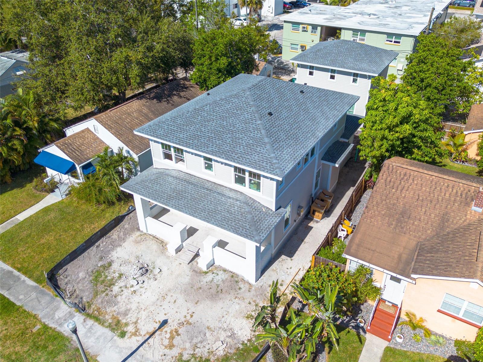 EUCLID GROVE - Residential