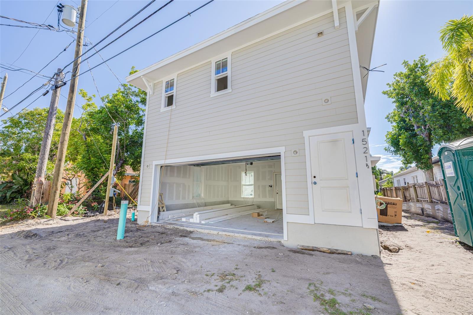 EUCLID GROVE - Residential