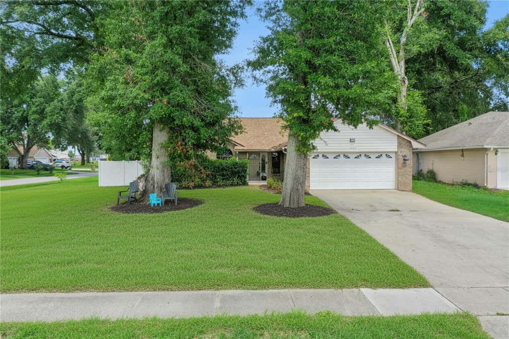 Photo of 400 S Cumberland Avenue, Ocoee, FL 34761 (MLS # O6413102)