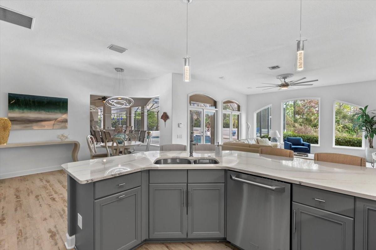 LIONSPAW GRAND TR D - Residential