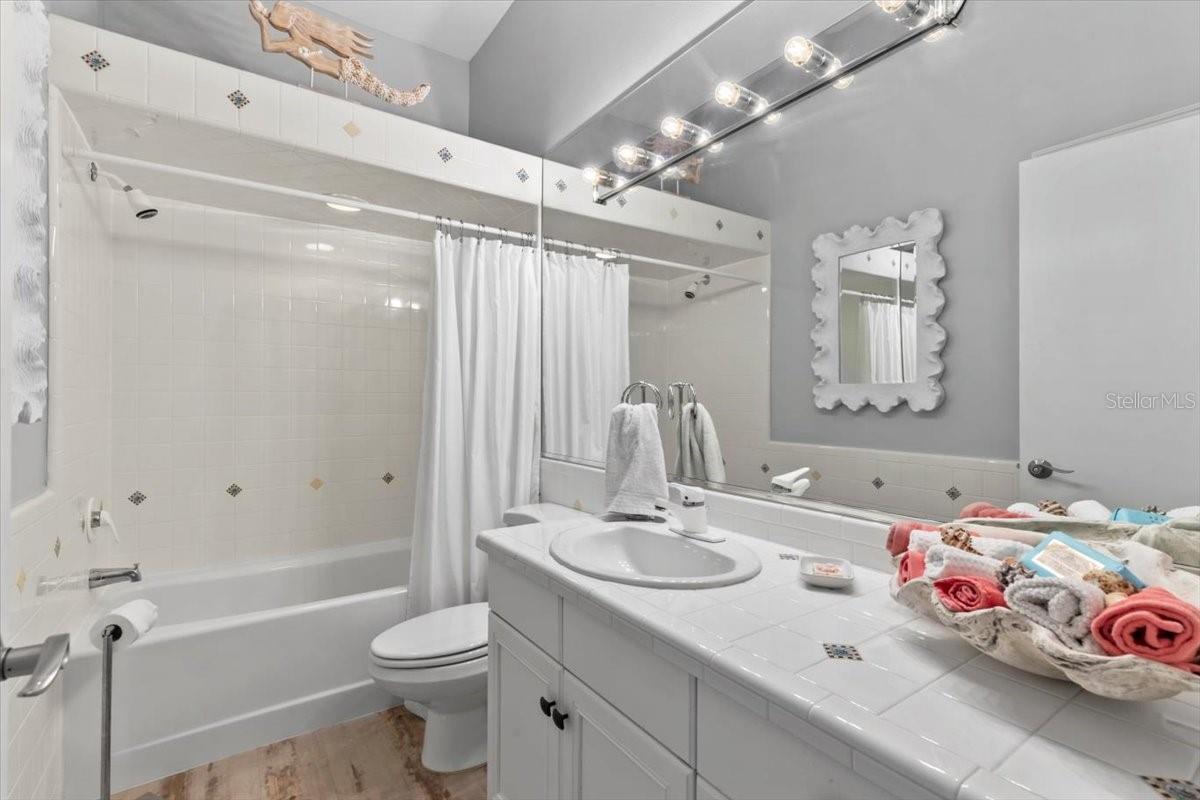 LIONSPAW GRAND TR D - Residential