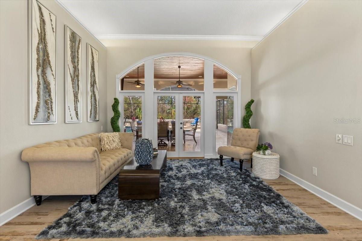 LIONSPAW GRAND TR D - Residential